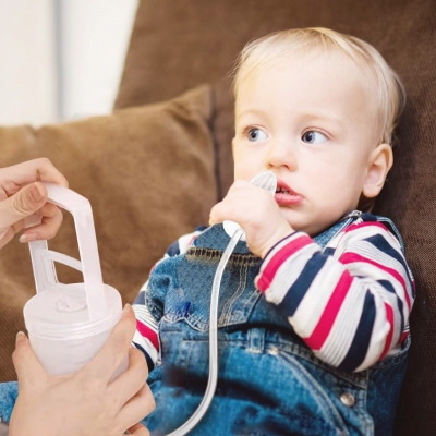 Manual nasal aspirator